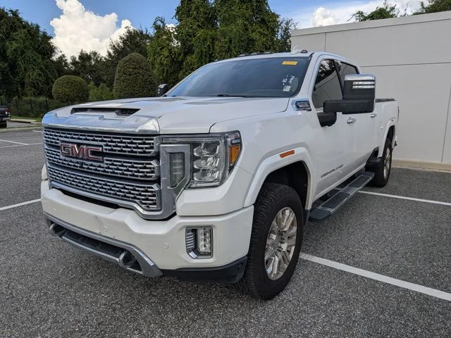Used 2020 White GMC Denali image 2