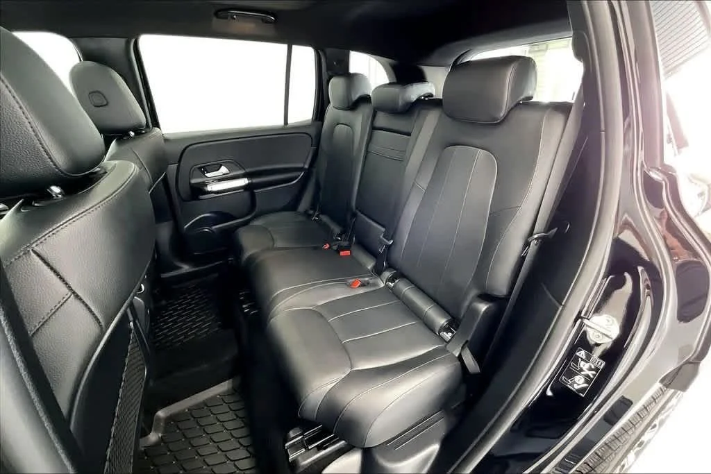 Certified Used 2022 Night Black Mercedes-Benz GLB 250 image 20