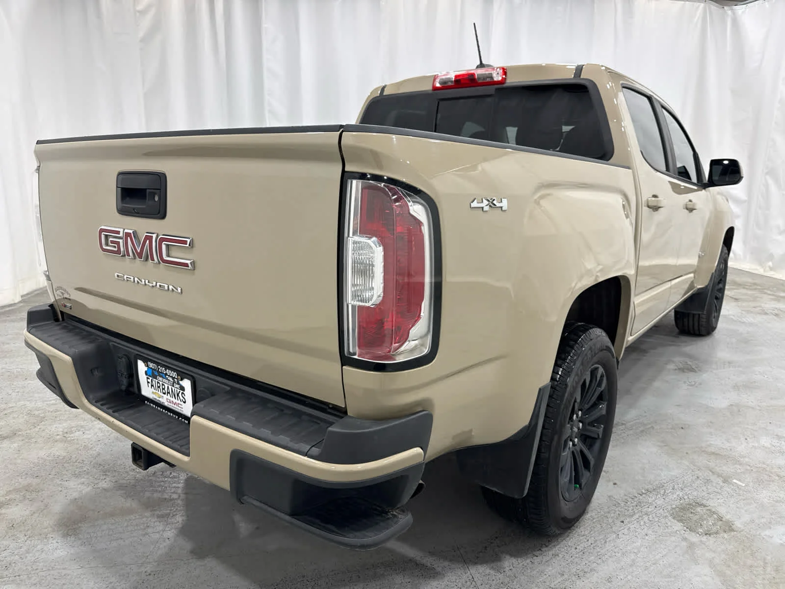 Certified Used 2022 Desert Sand Metallic GMC Elevation image 5