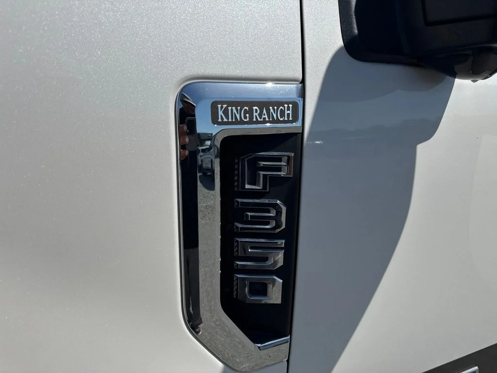 Used 2018 White Ford King Ranch image 31