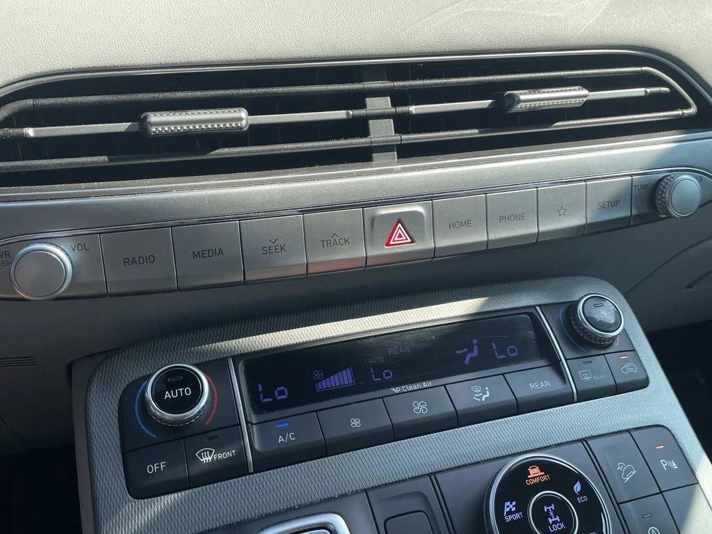 Used 2020 Gray Hyundai SEL image 40