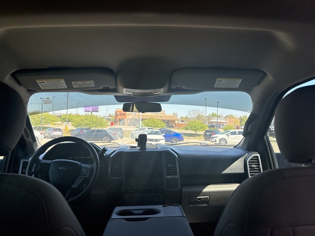 Used 2018 Silver Ford XLT image 36