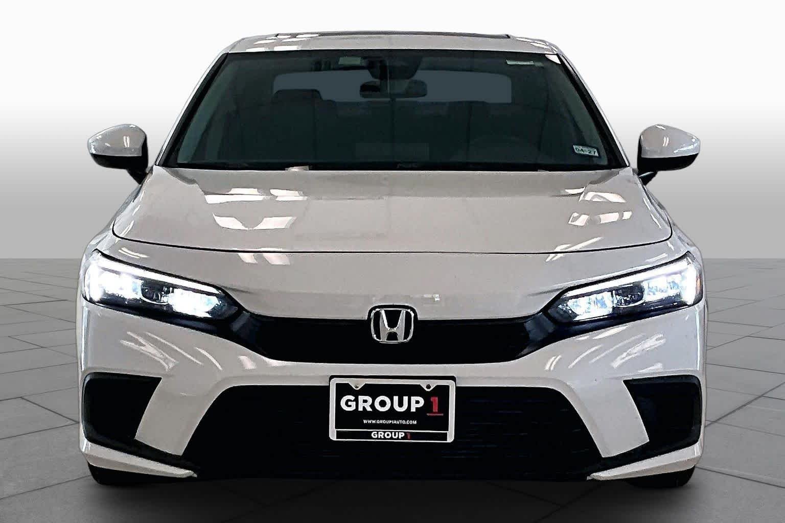 Used 2022 Platinum White Pearl Honda EX image 3