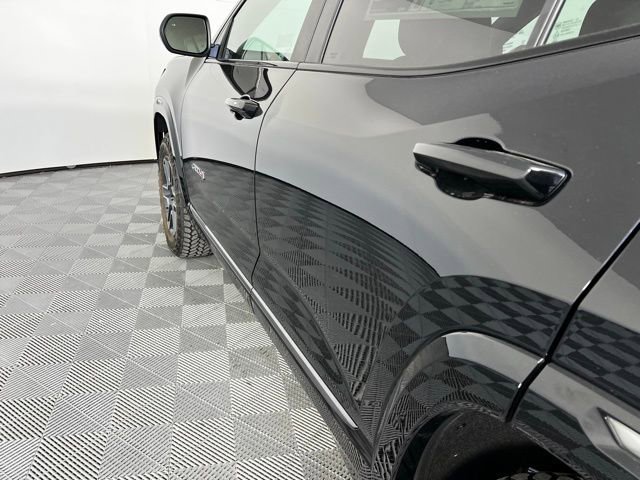 2026 GMC Terrain AT4 - Photo 10