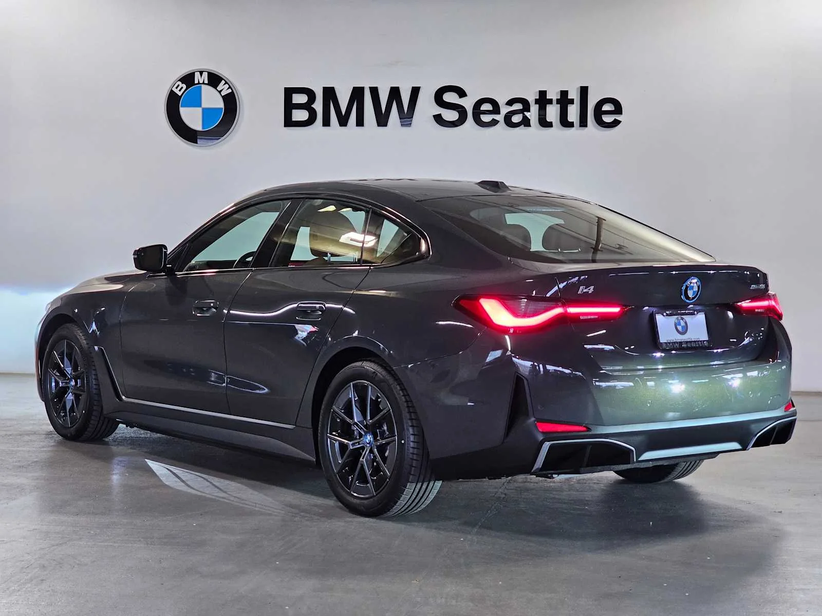 Certified Used 2023 Dravit Grey Metallic BMW eDrive35 image 4