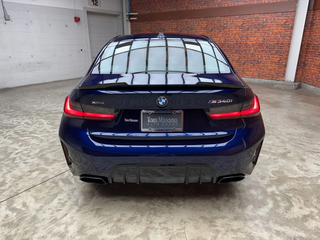 Used 2024 Blue BMW M340i xDrive image 4