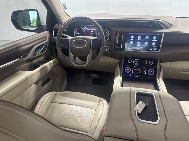 Used 2021 White GMC Denali image 18