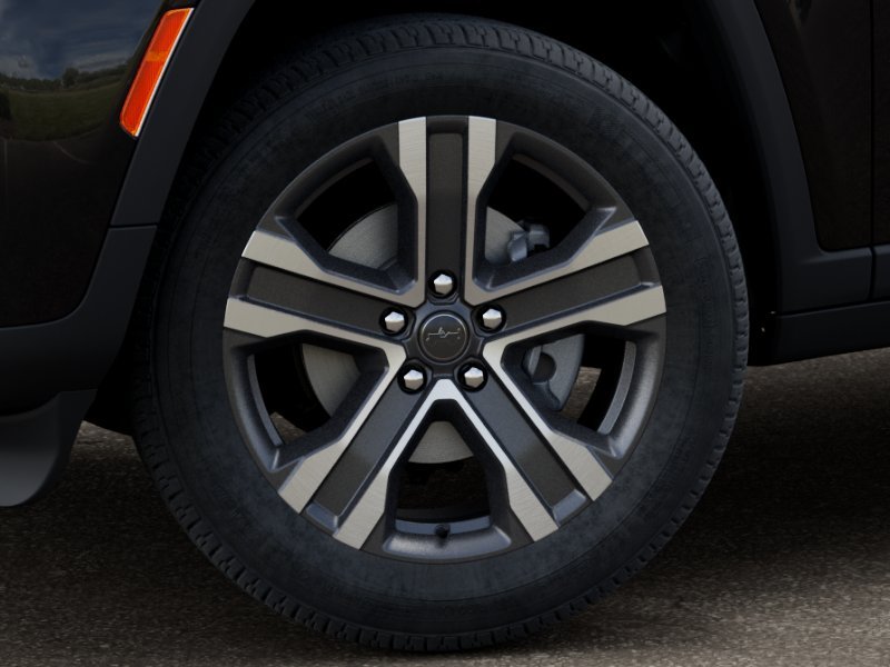 New 2027 High-Gloss Black Paint Jeep Limited image 39
