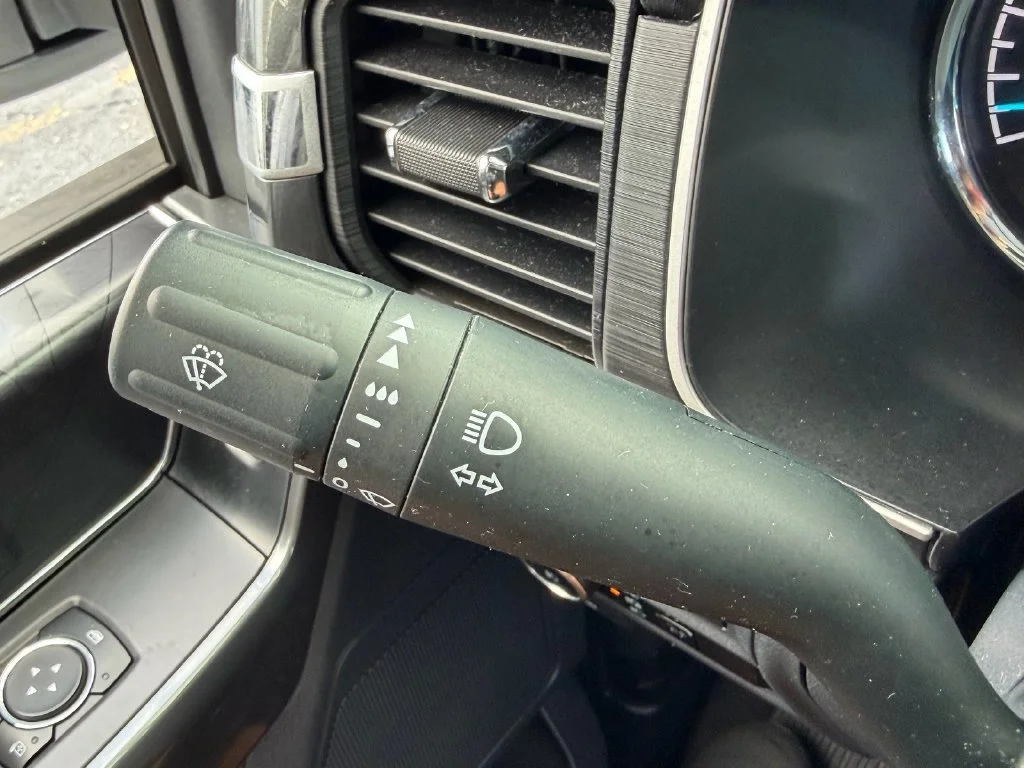 Used 2023 White Ford XLT image 33