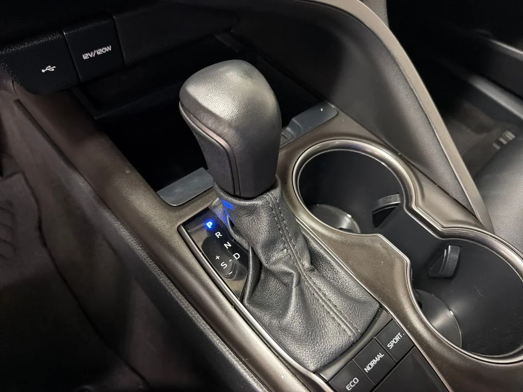 Certified Used 2022 Black Toyota SE image 27