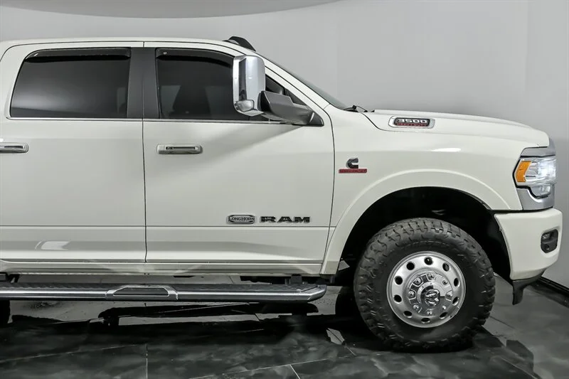 2022 RAM Ram 3500 Pickup Longhorn - Photo 11