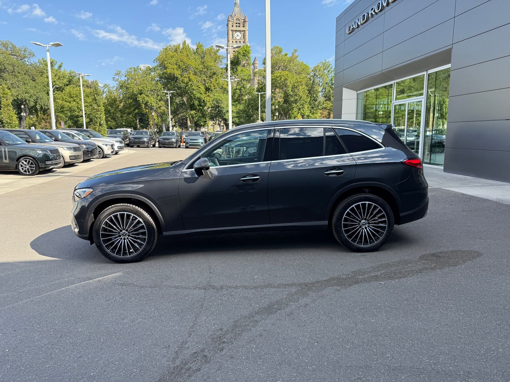New 2026 Graphite Grey Metallic Mercedes-Benz GLC 300 image 7