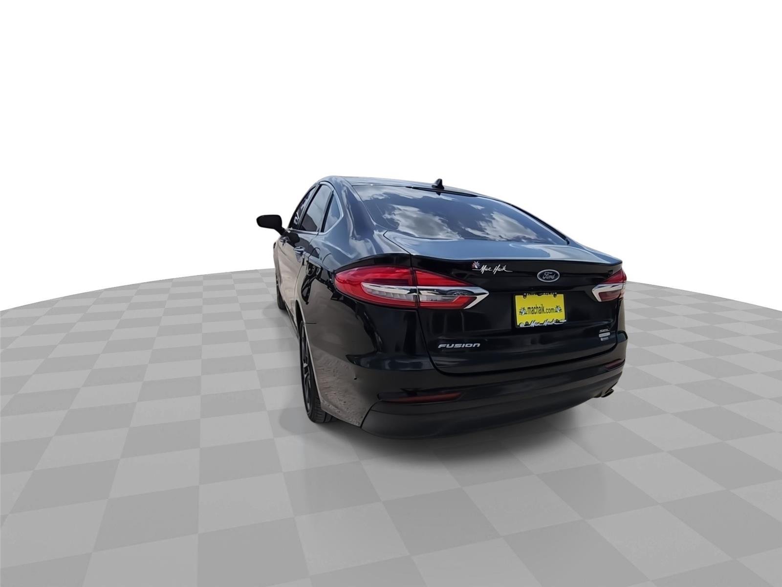 Used 2019 Black Ford SEL image 7
