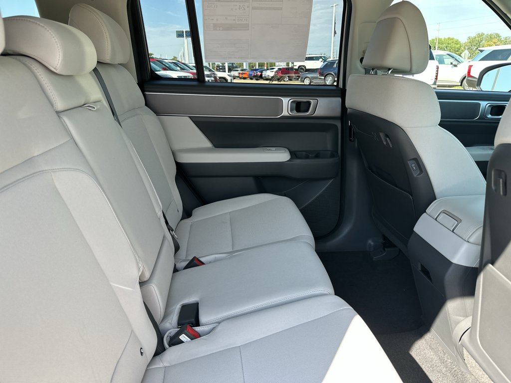 New 2027 Serenity White Hyundai SE image 4
