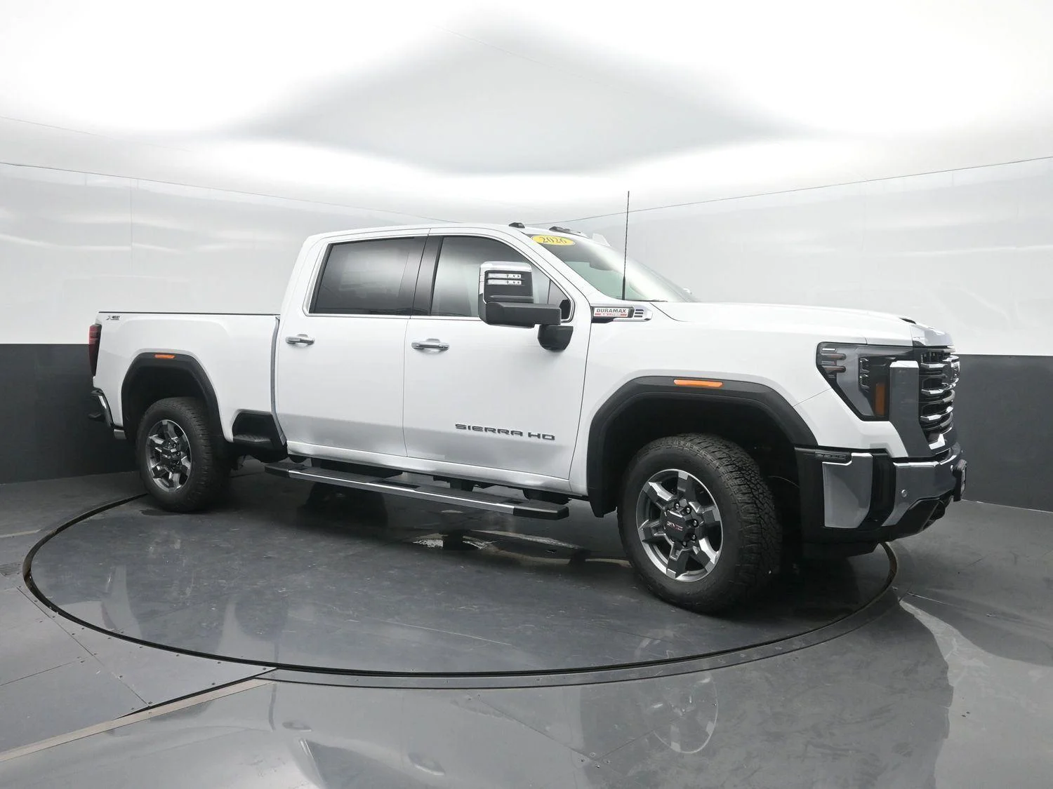 New 2026 Summit White GMC SLT image 4