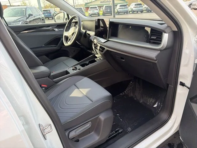 New 2026 Pure White Volkswagen 2.0T SE image 35