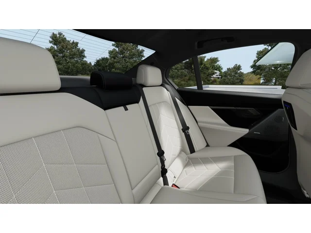 New 2027 Mineral White Metallic BMW  image 12