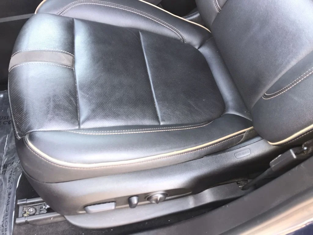 Used 2022 Blue Chevrolet Premier image 12