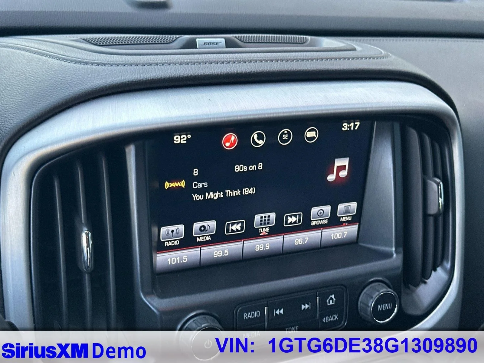 Used 2016 Cyber Gray Metallic GMC SLT image 24