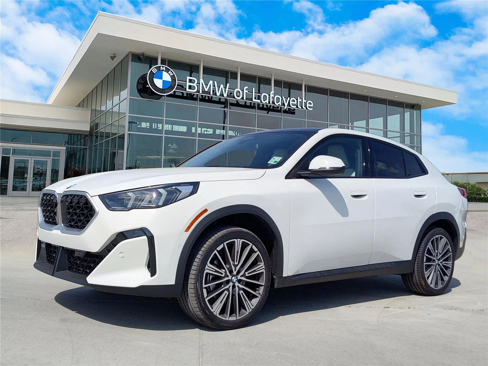 2026 BMW X2 xDrive28i's photo