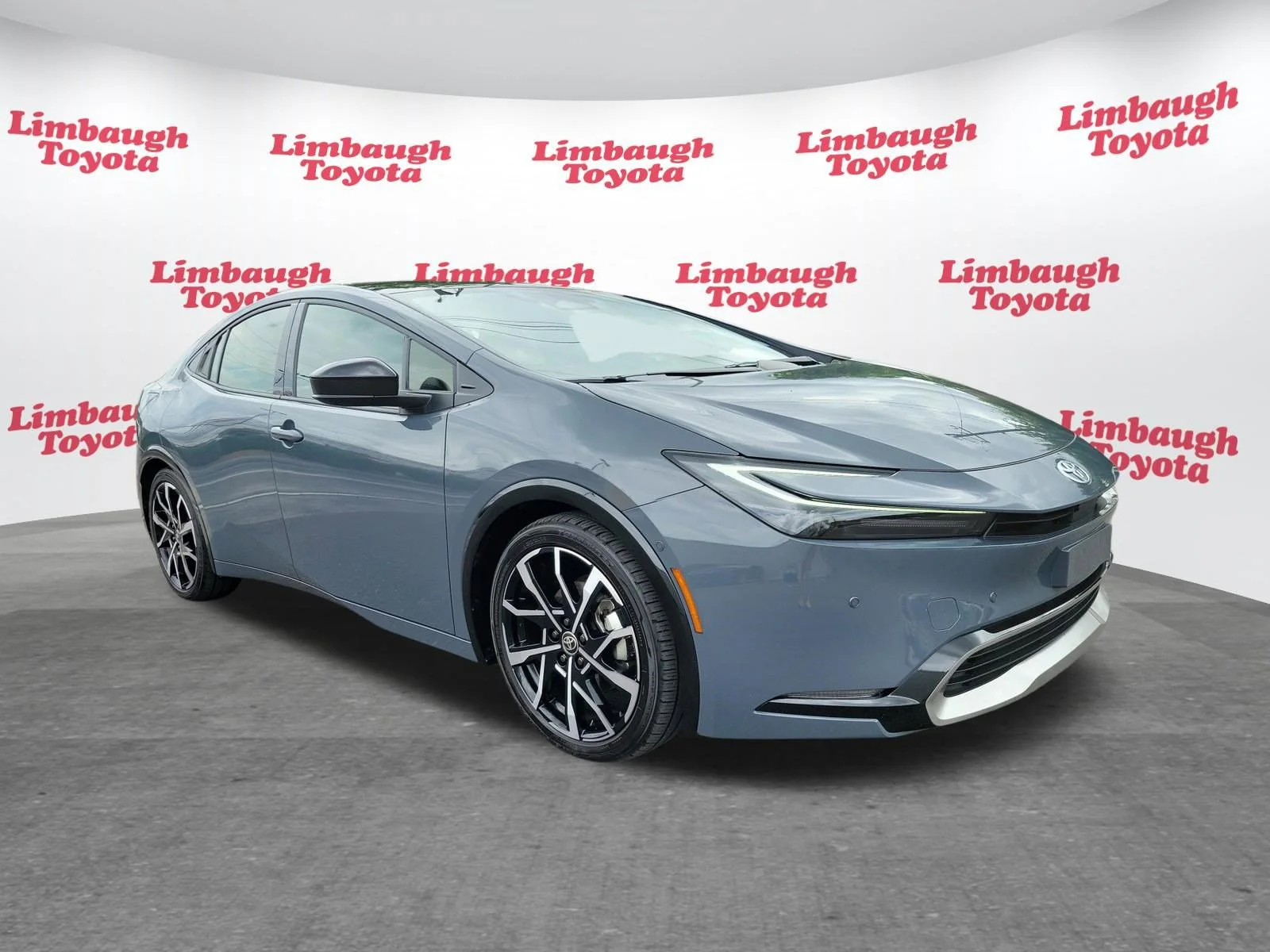 Used 2024 Gray Toyota XSE Premium image 21