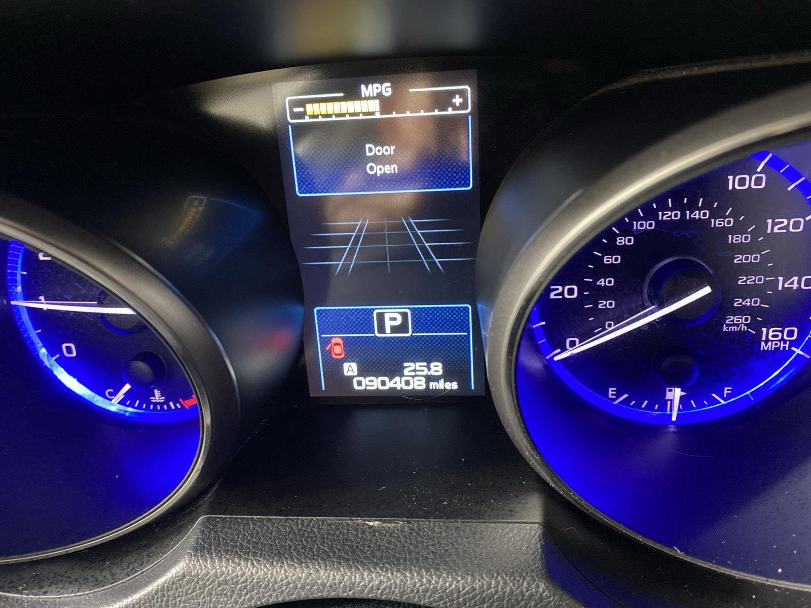 Used 2018 Ice Silver Metallic Subaru Limited image 19