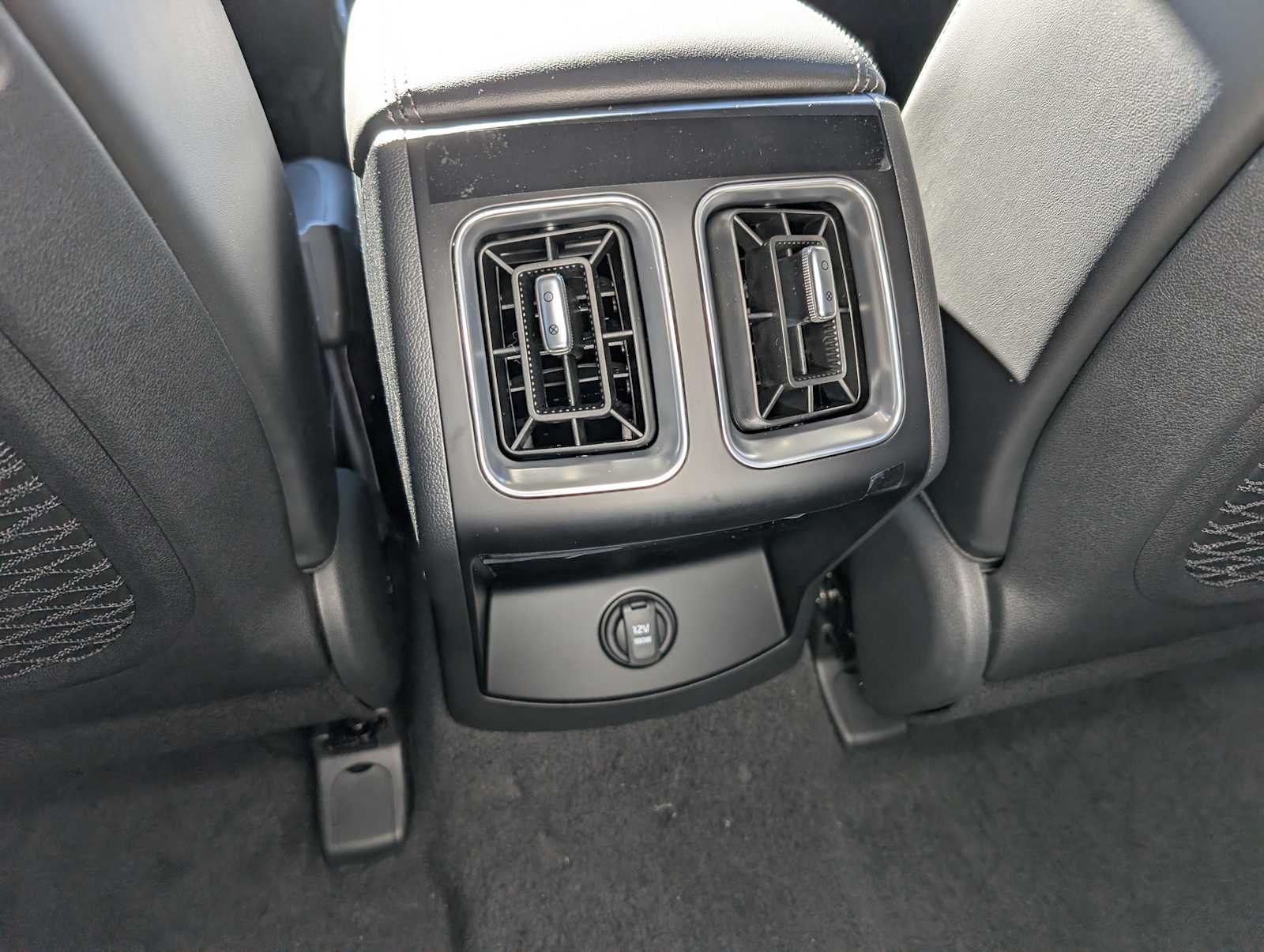 2026 Kia Sorento EX - Photo 15