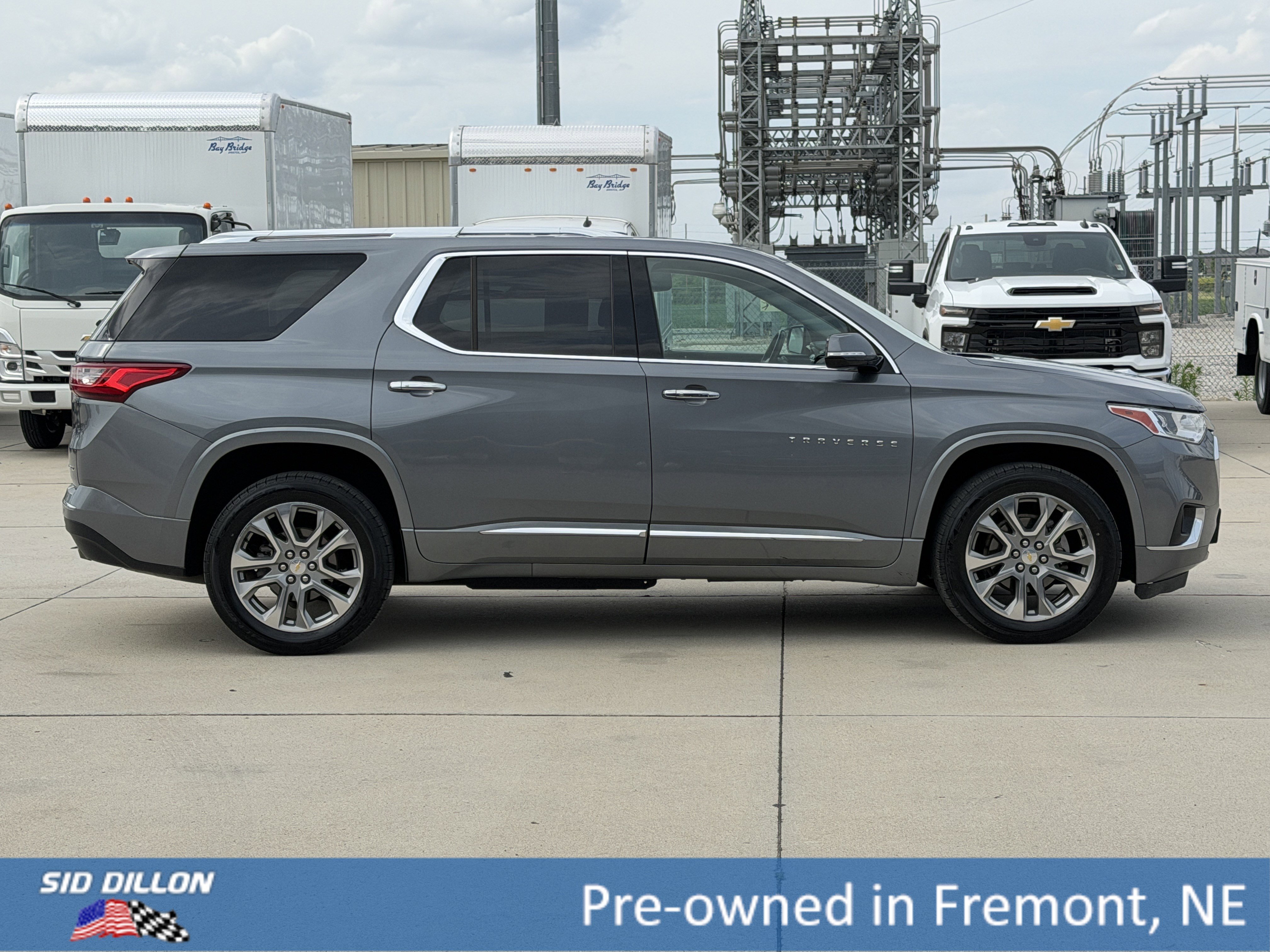 Used 2019 Satin Steel Metallic Chevrolet Premier image 3
