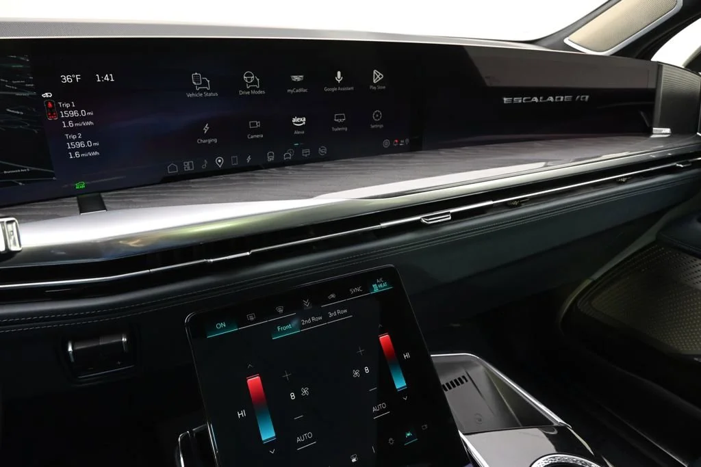 New 2025 Black Raven Cadillac Luxury 2 image 29