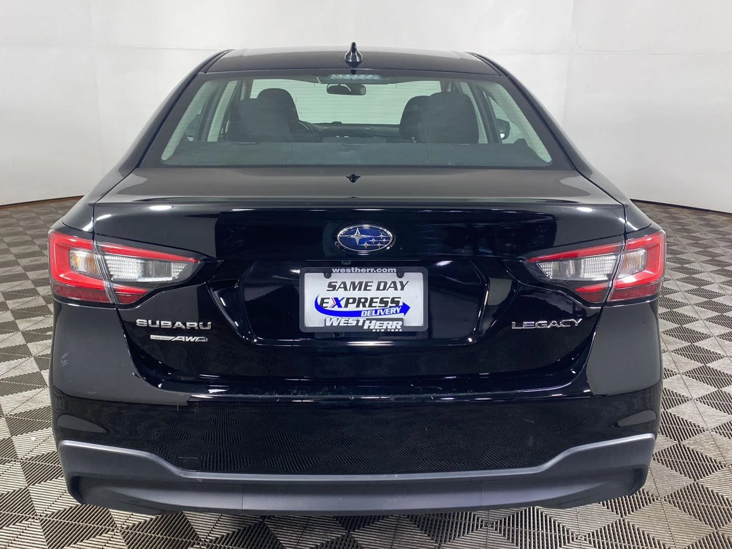Used 2025 Crystal Black Silica Subaru Premium image 7