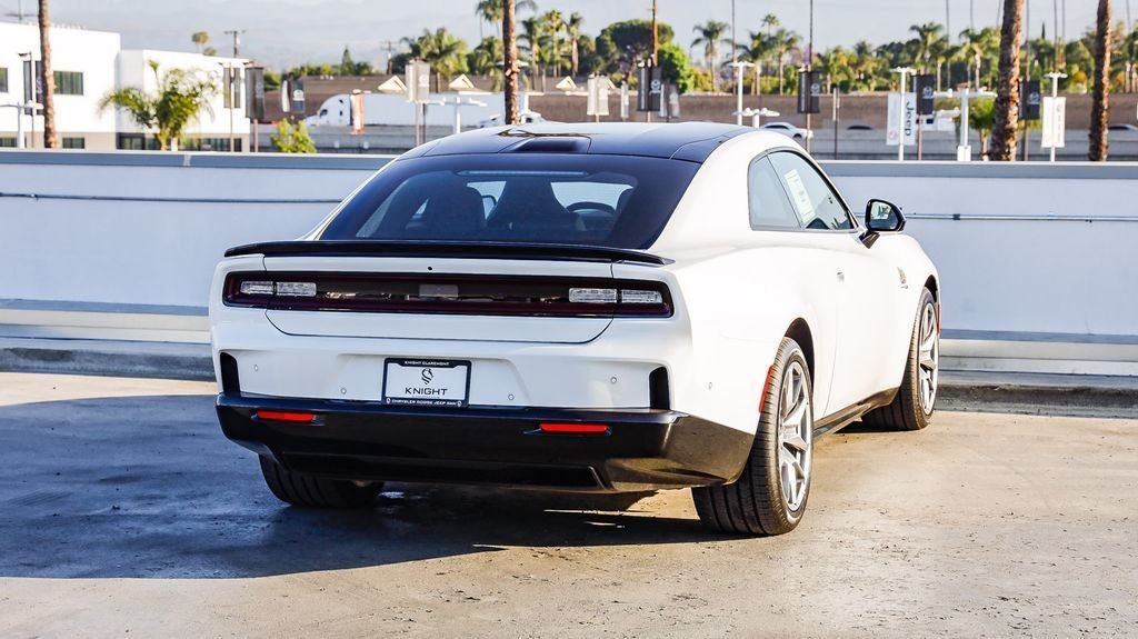 2024 Dodge Charger Daytona Scat Pack - Photo 9