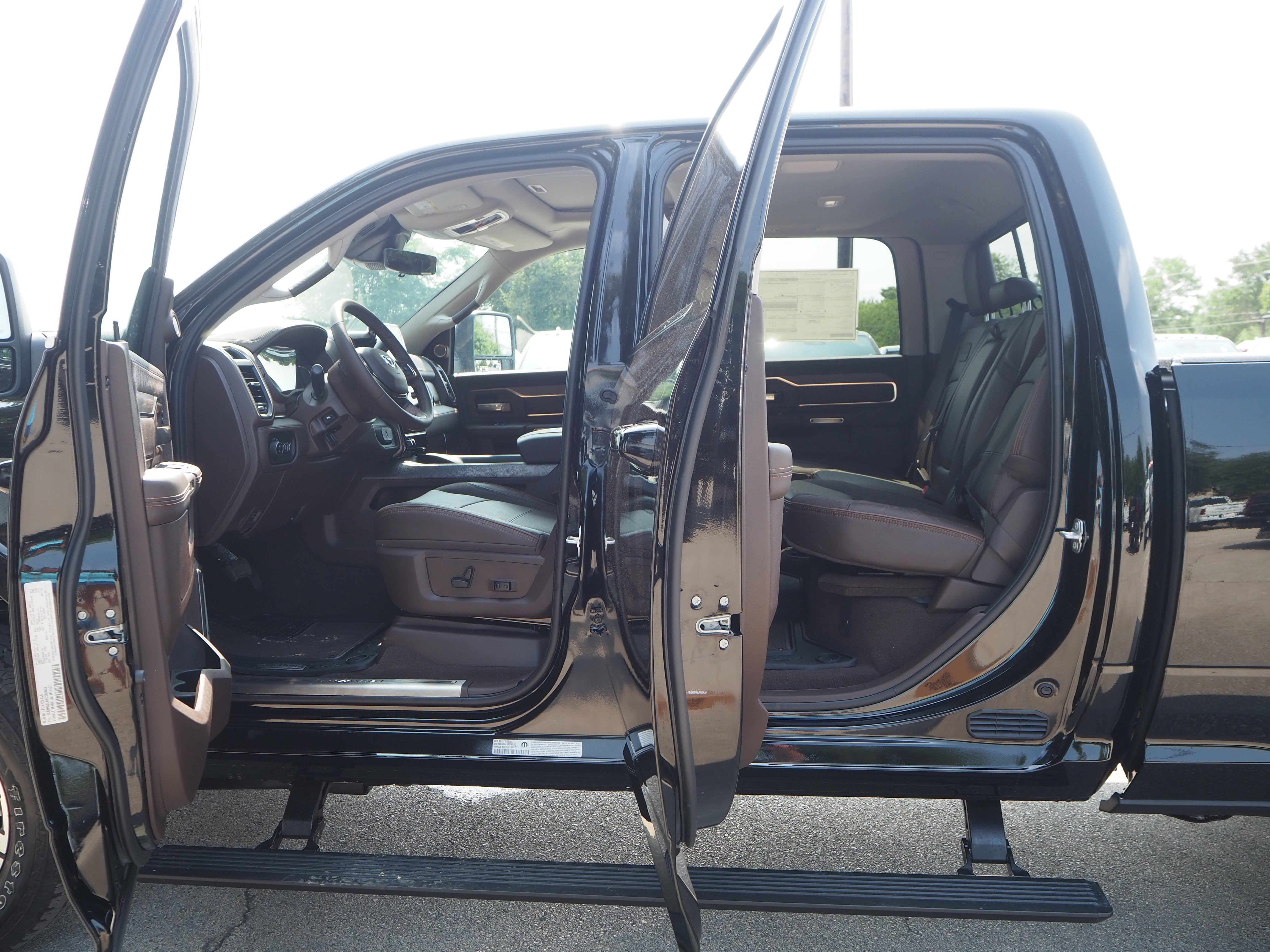 2025 RAM 2500 Limited - Photo 24