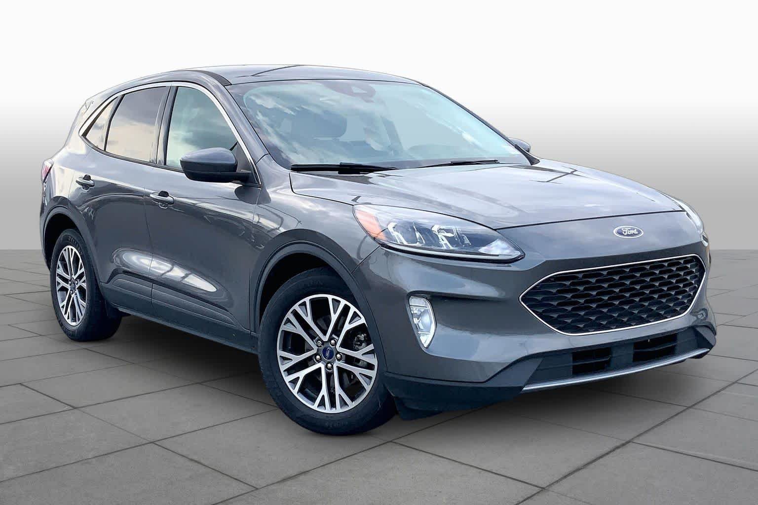 Used 2022 Carbonized Gray Metallic Ford SEL image 4