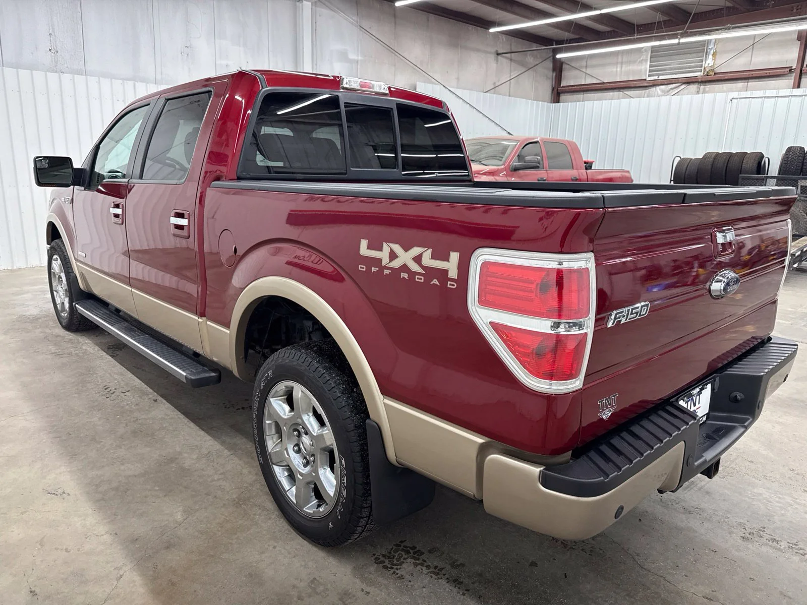 Used 2014 Beige Ford Lariat image 6