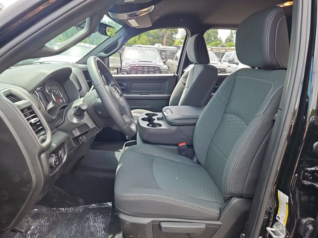 New 2026 Diamond Black Crystal Pearl-Coat Exterior Paint RAM  image 12