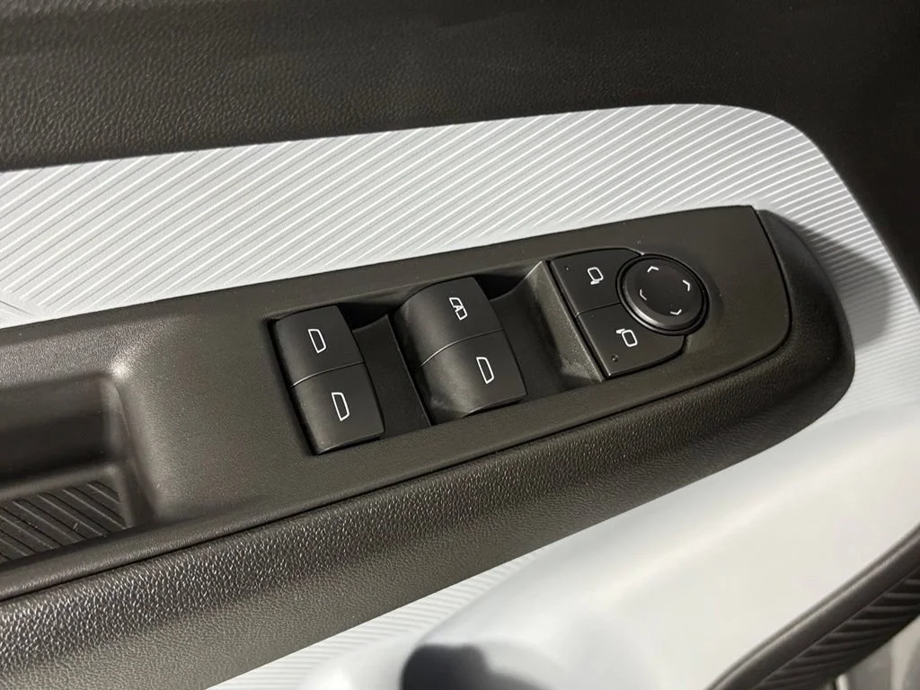 New 2027 Sterling Grey Metallic Chevrolet LT image 18