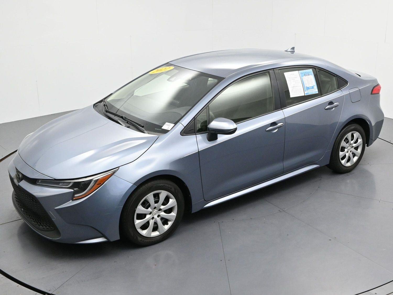 Used 2022 Celestite Gray Metallic Toyota LE image 34