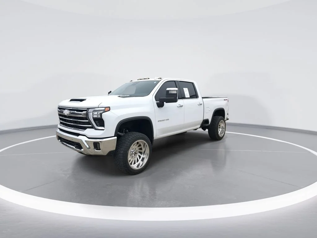 Used 2024 White Chevrolet LTZ image 4