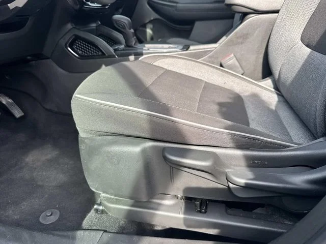 Used 2025 Blue Chevrolet LT image 27