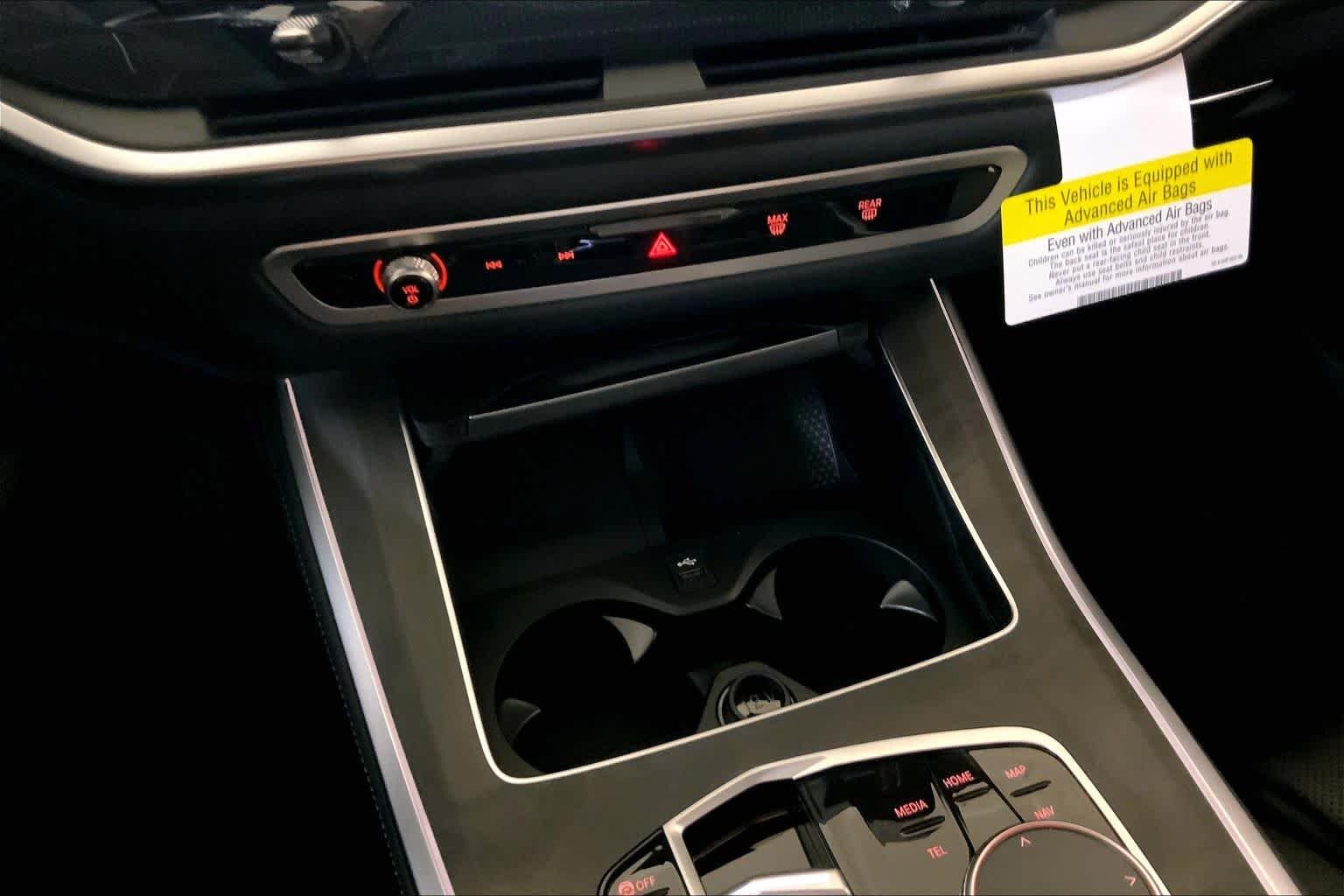 New 2026 Black Sapphire Metallic BMW xDrive40i image 20