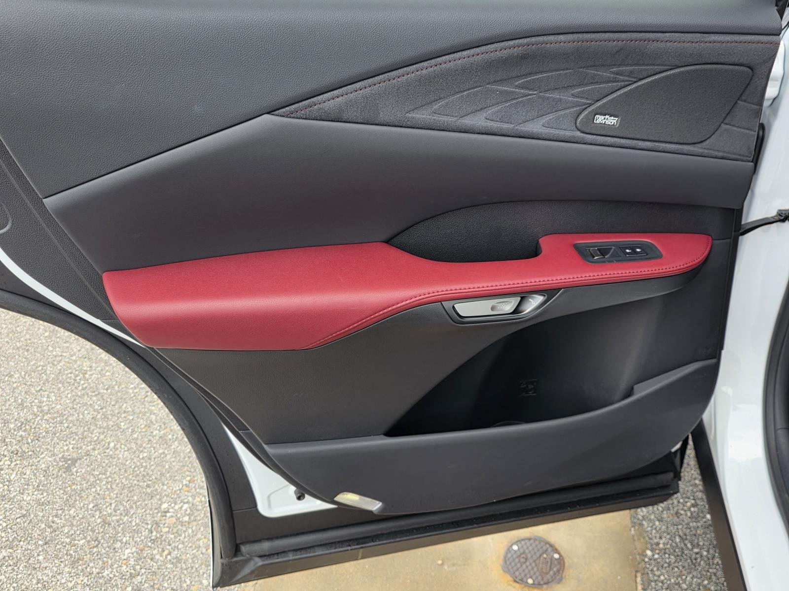 2024 Lexus RX Hybrid 500h - Photo 40