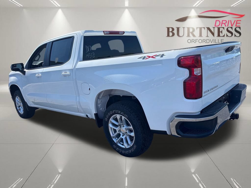 New 2026 Summit White Chevrolet LT image 5