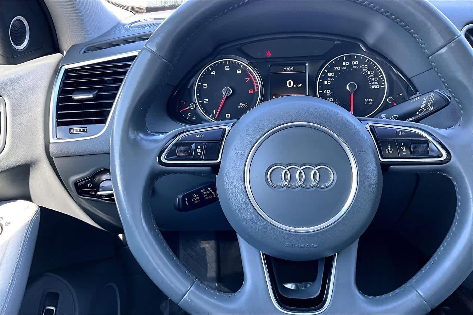 Used 2016 Daytona Gray Pearl Effect Audi Premium Plus image 23
