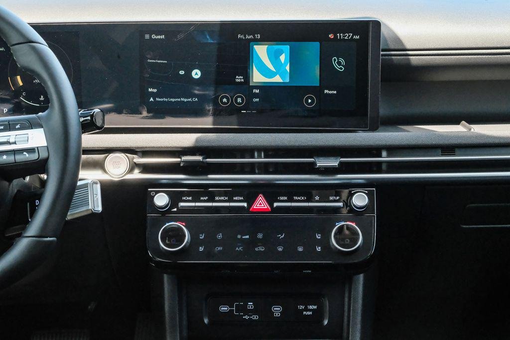 2025 Hyundai Tucson Limited - Photo 17