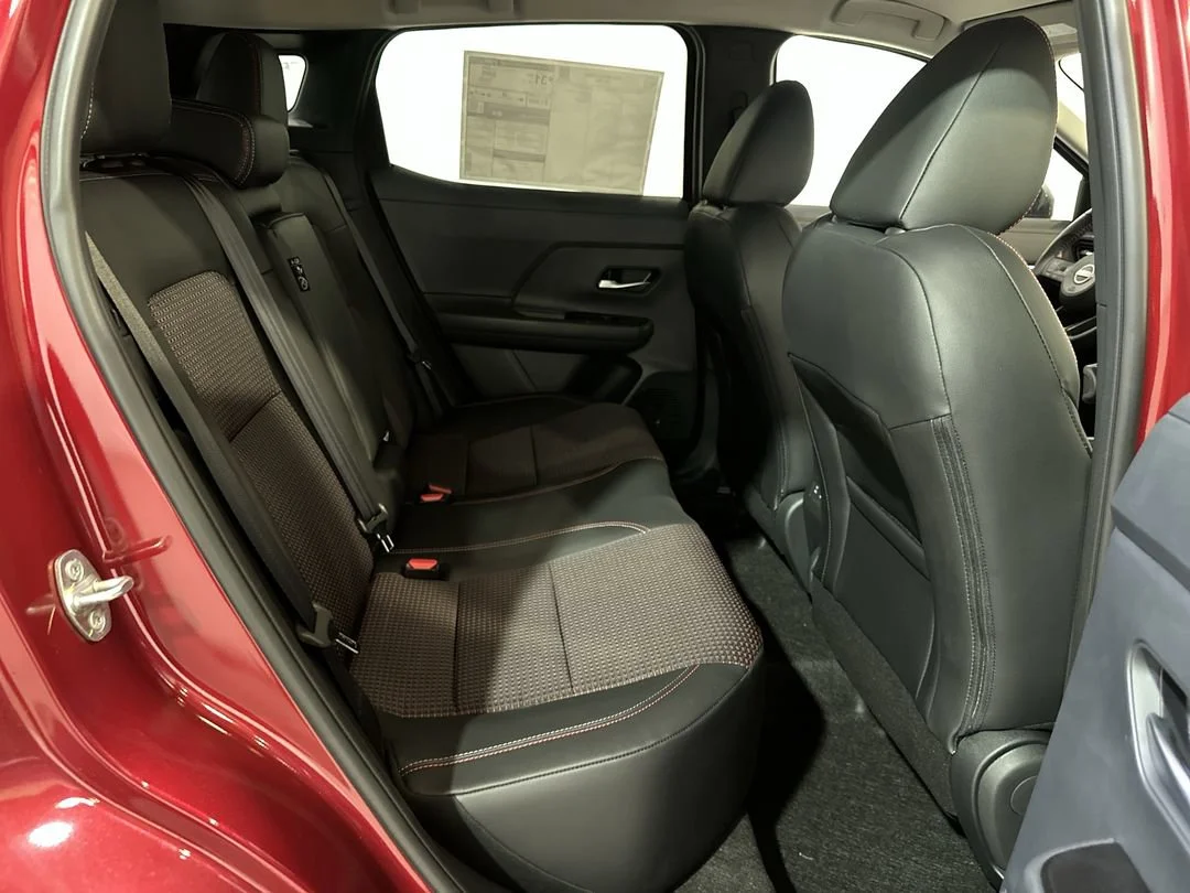 New 2026 Scarlet Ember Tintcoat Nissan SR image 19