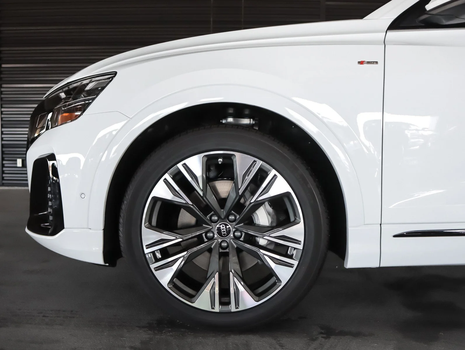 New 2026 Glacier White Metallic Audi Premium Plus image 5