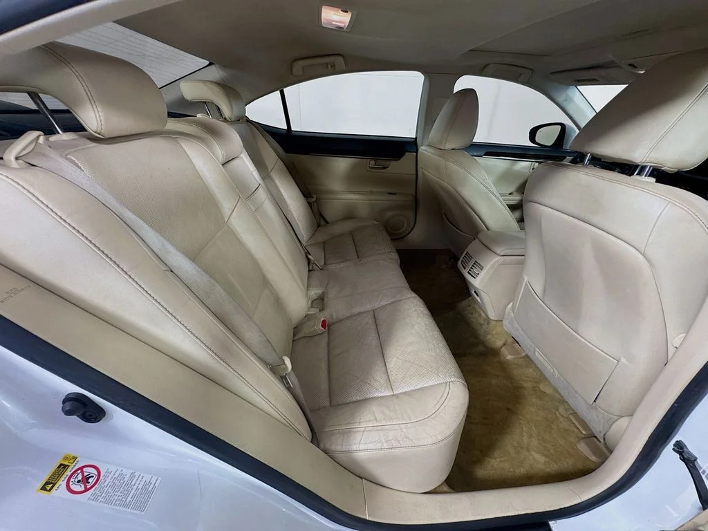 Used 2013 White Lexus 350 image 34