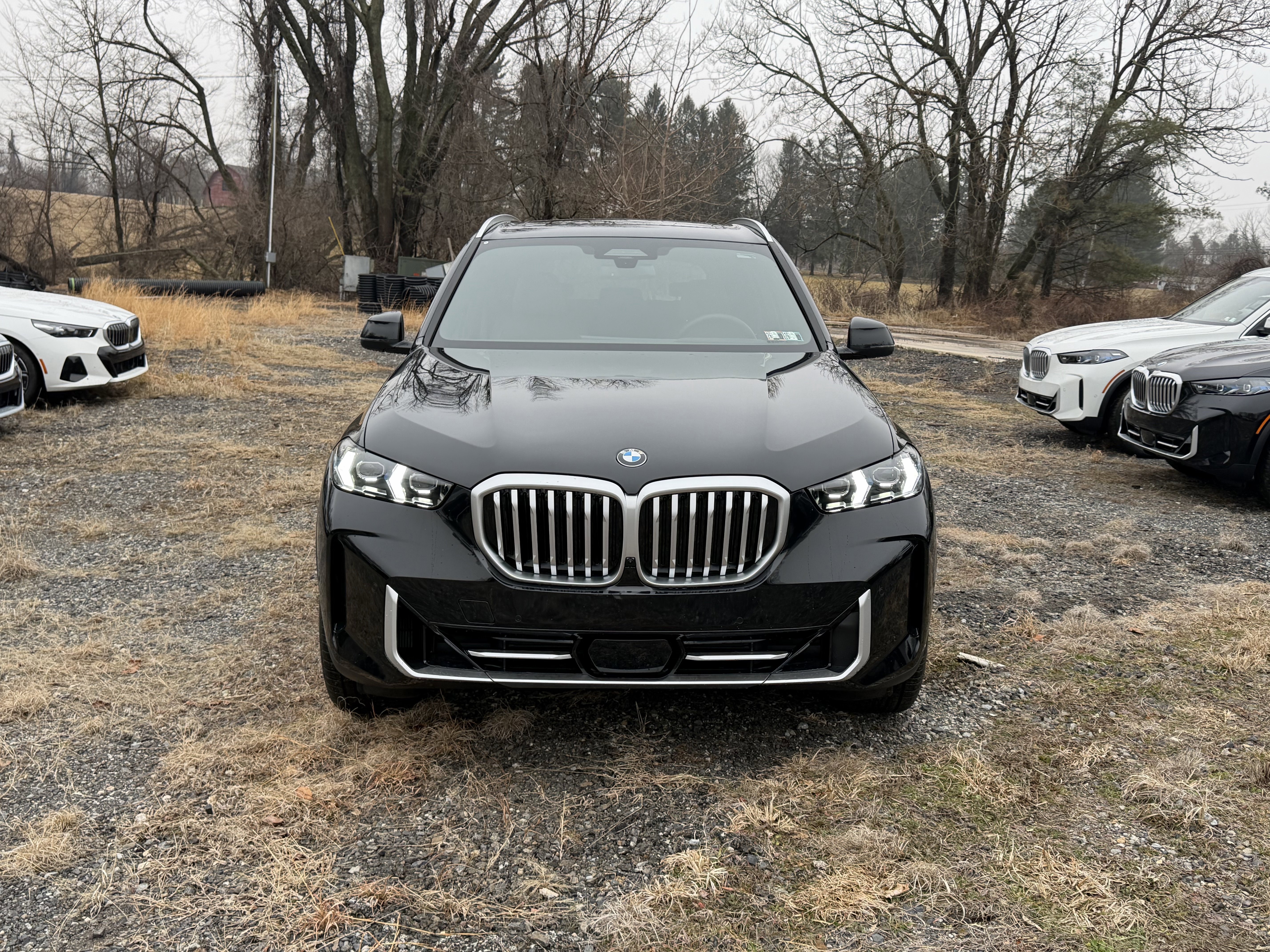Used 2026 Black Sapphire Metallic BMW xDrive40i image 2