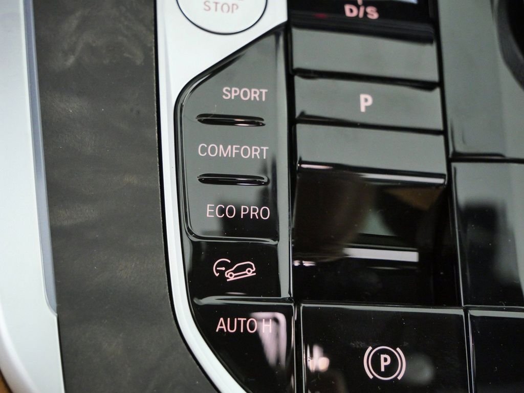 New 2026 Skyscraper Grey Metallic BMW xDrive40i image 42
