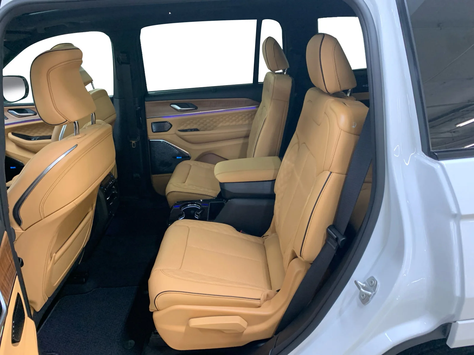 New 2026 Bright White Jeep Summit image 16